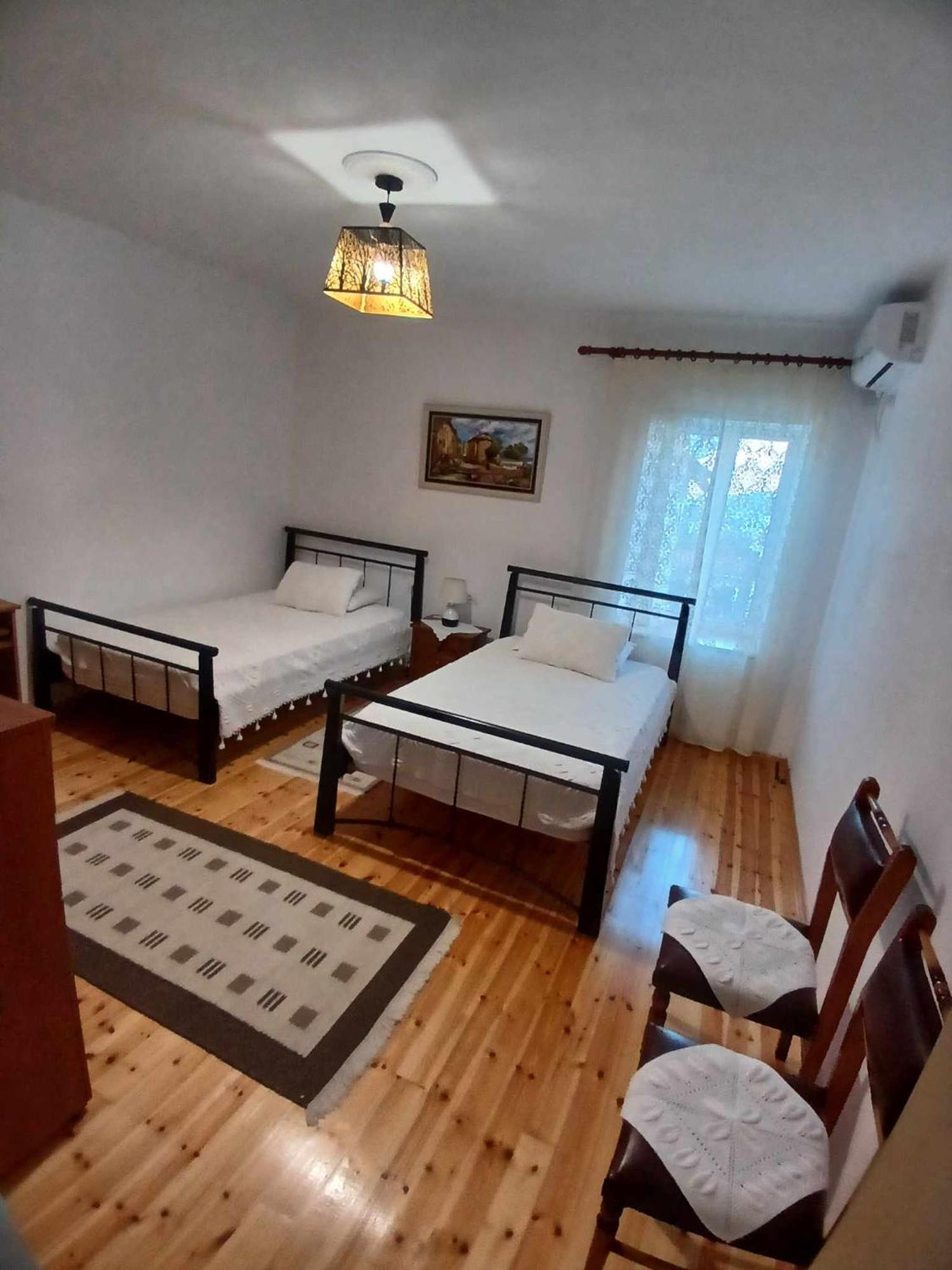 Eniguesthouse Гирокастра Экстерьер фото