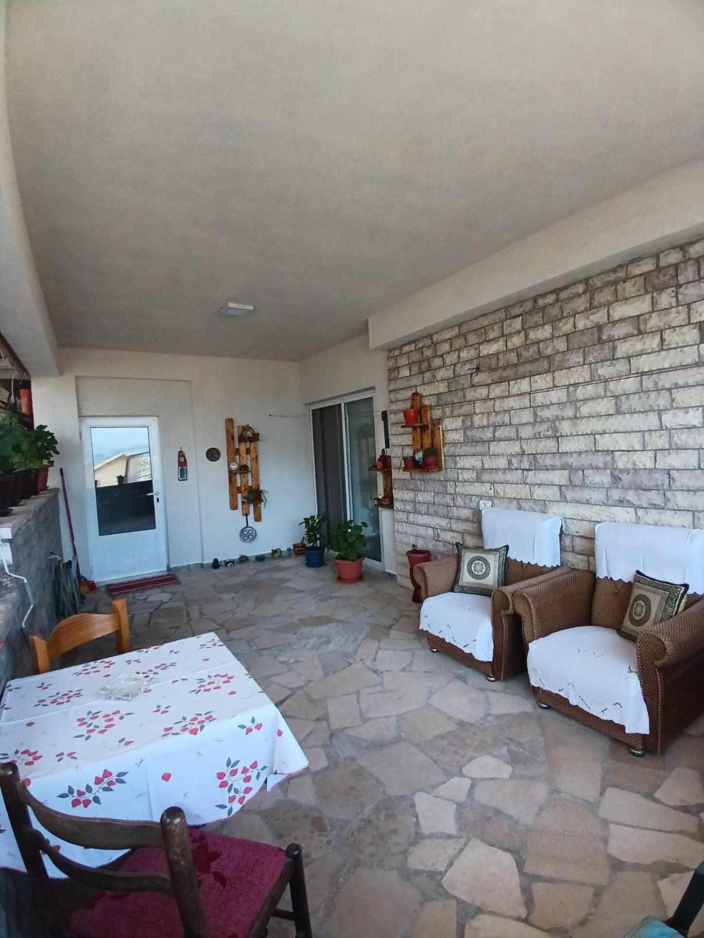 Eniguesthouse Гирокастра Экстерьер фото