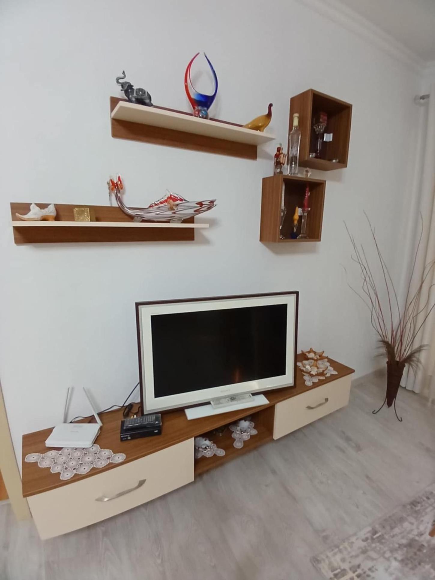 Eniguesthouse Гирокастра Экстерьер фото